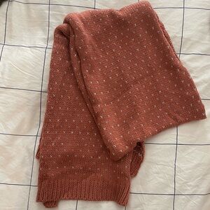 Vintage Cozy Knit Scarf